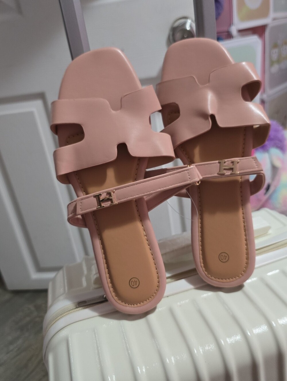 Women's Pink Slide Sandals - Elegant Everyday Comfort